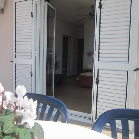 Kresic Apartment Hvar Town