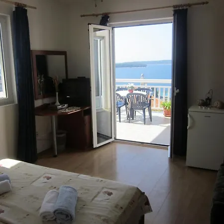 Kresic Апартаменти Хвар