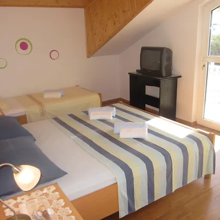 Kresic Апартаменти Хвар