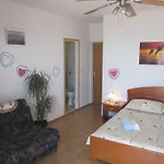 Apartment Kresic *