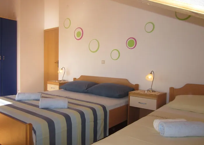 Kresic Apartment Hvar Town